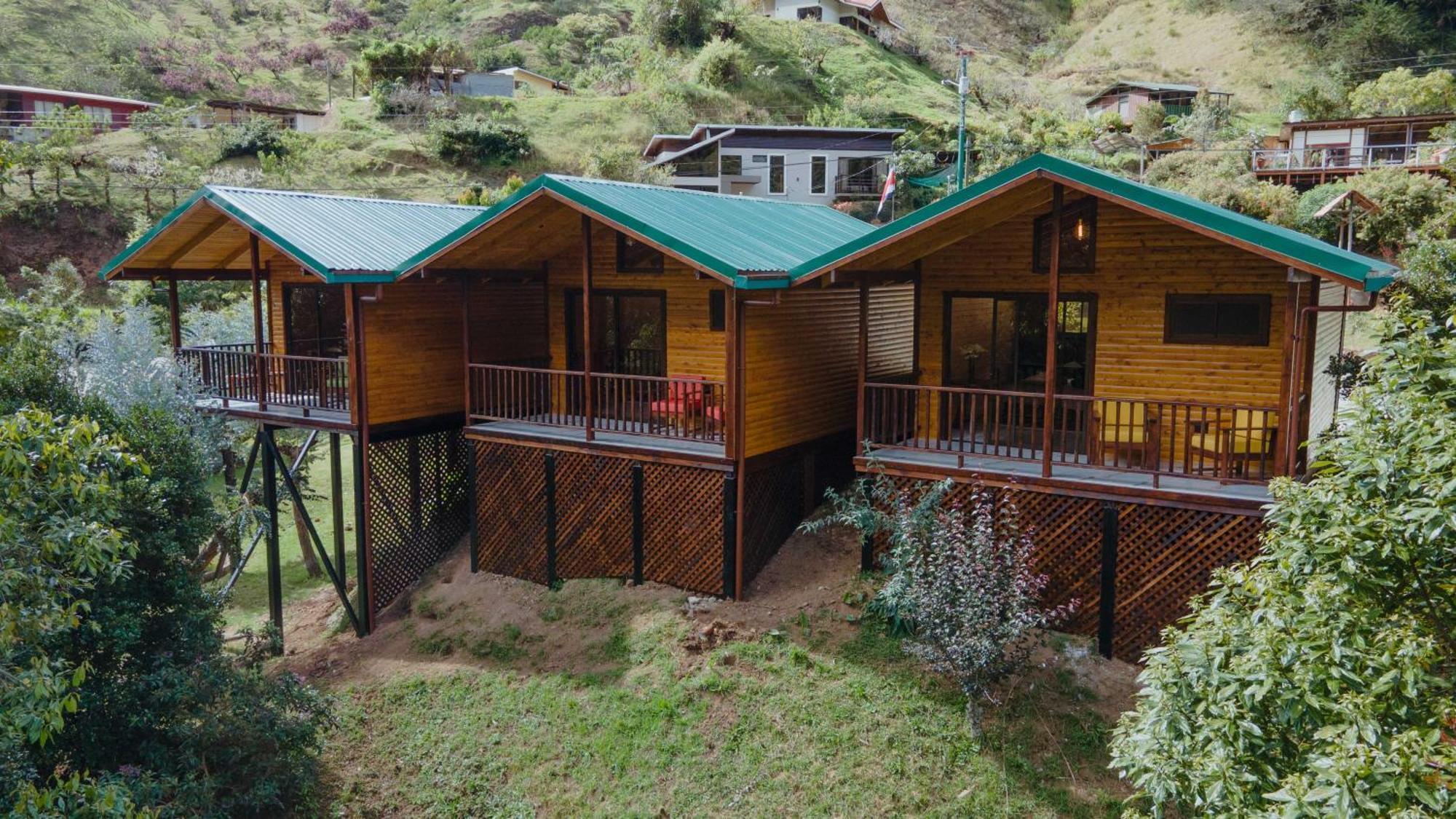 Cabinas El Quetzal San Gerardo de Dota Exterior photo